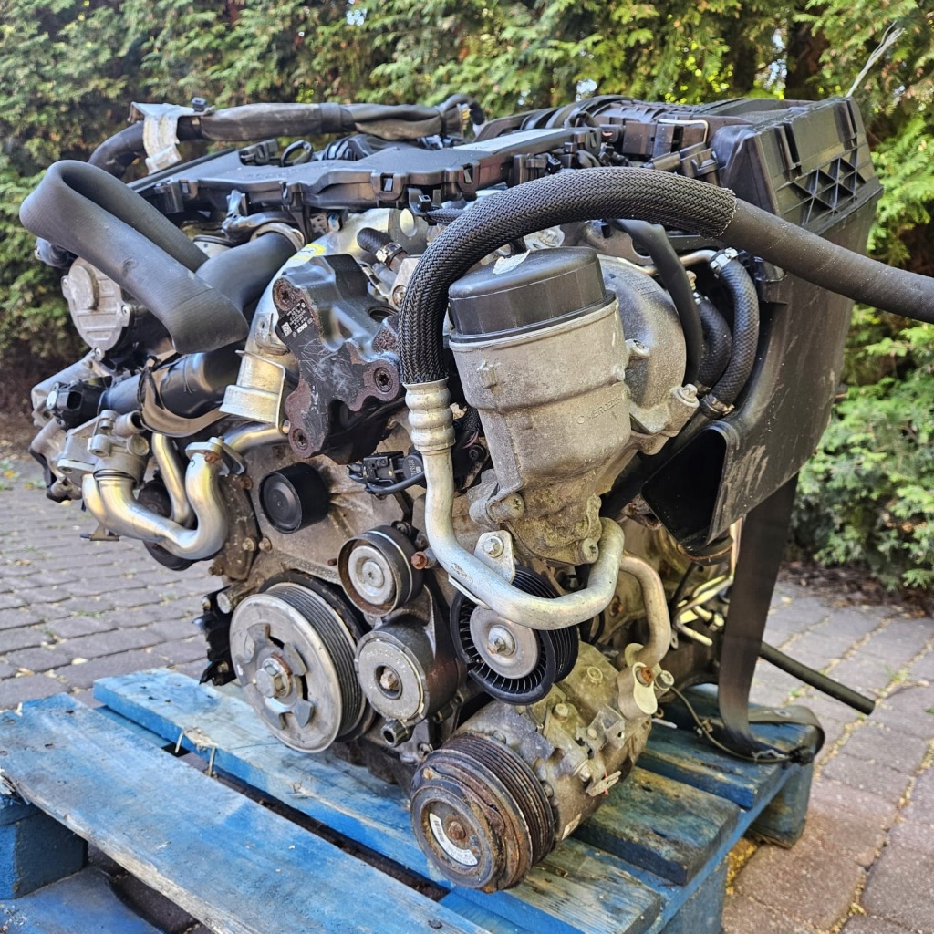 MOTOR COMPLETO MERCEDES 642.852 foto 2