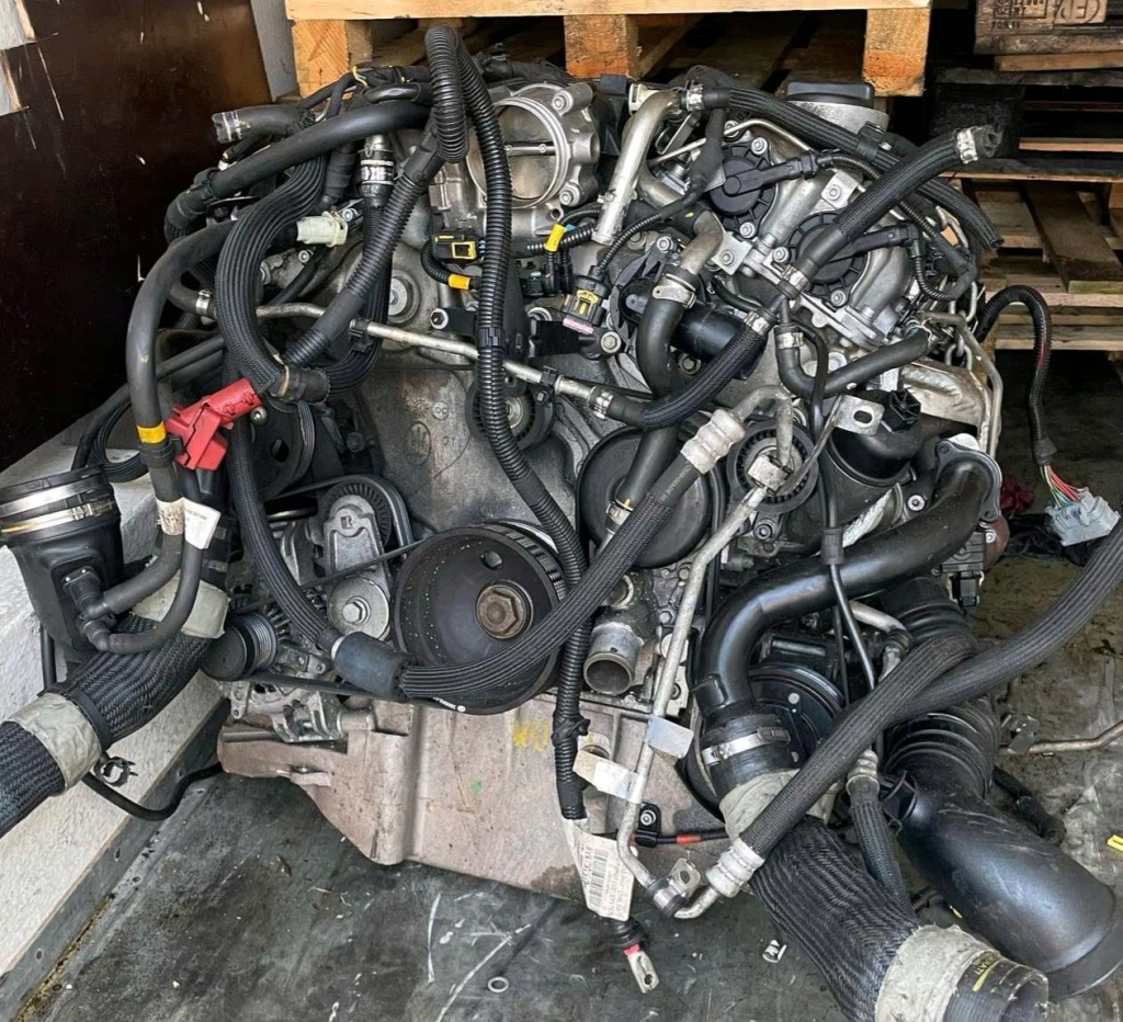 MOTOR COMPLETO MASERATI M156B M156E