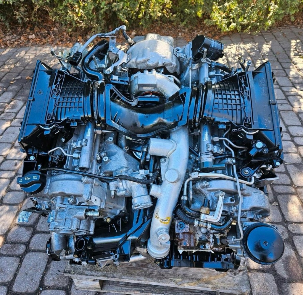 MOTOR COMPLETO MERCEDES 642.826 foto 2
