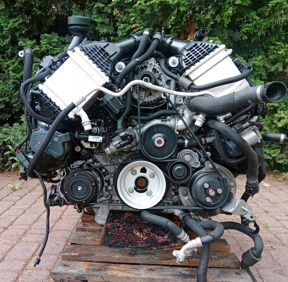 MOTOR COMPLETO BMW S63B44B