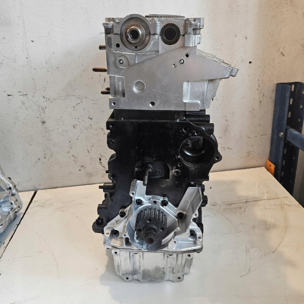 MOTOR COMPLETO VW 1.6 TDI CAYT foto 3
