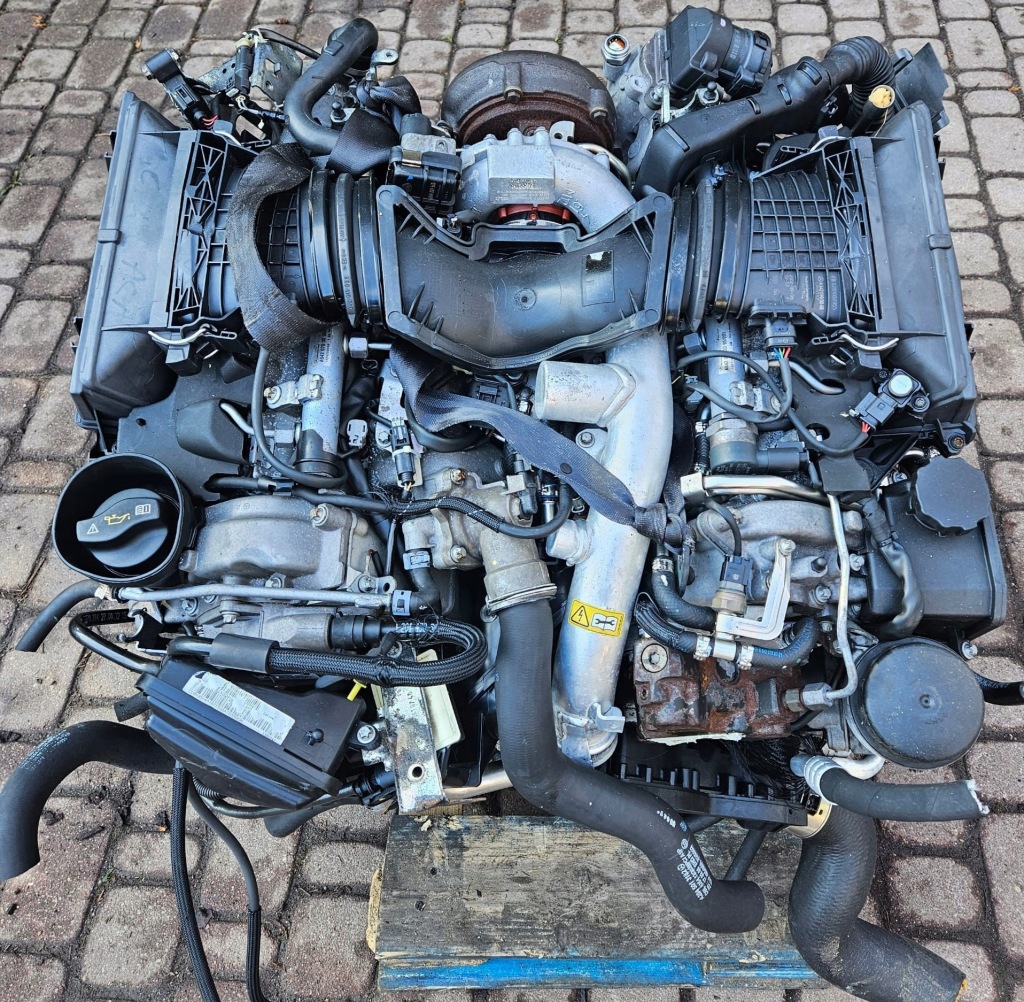 MOTOR COMPLETO MERCEDES 642.852