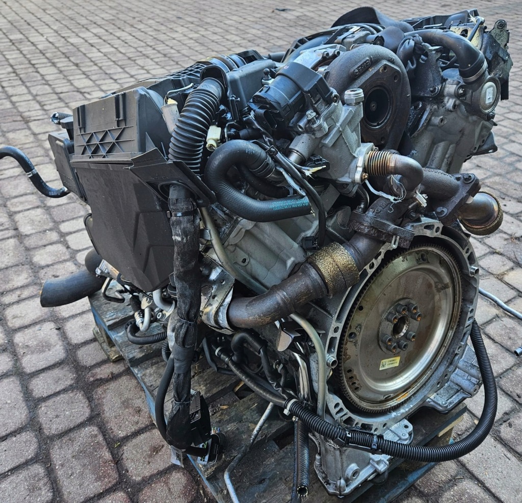 MOTOR COMPLETO MERCEDES 642.852 foto 4