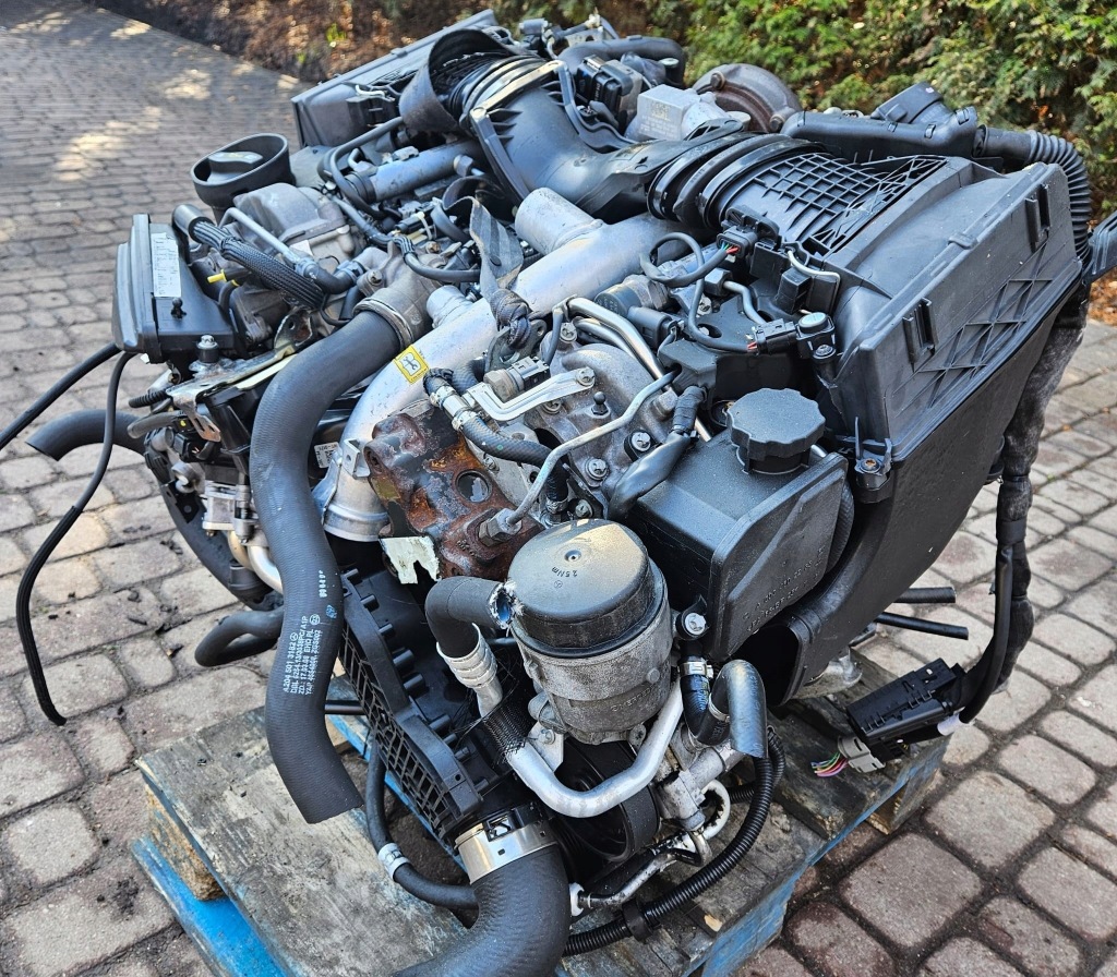 MOTOR COMPLETO MERCEDES 642.852 foto 8