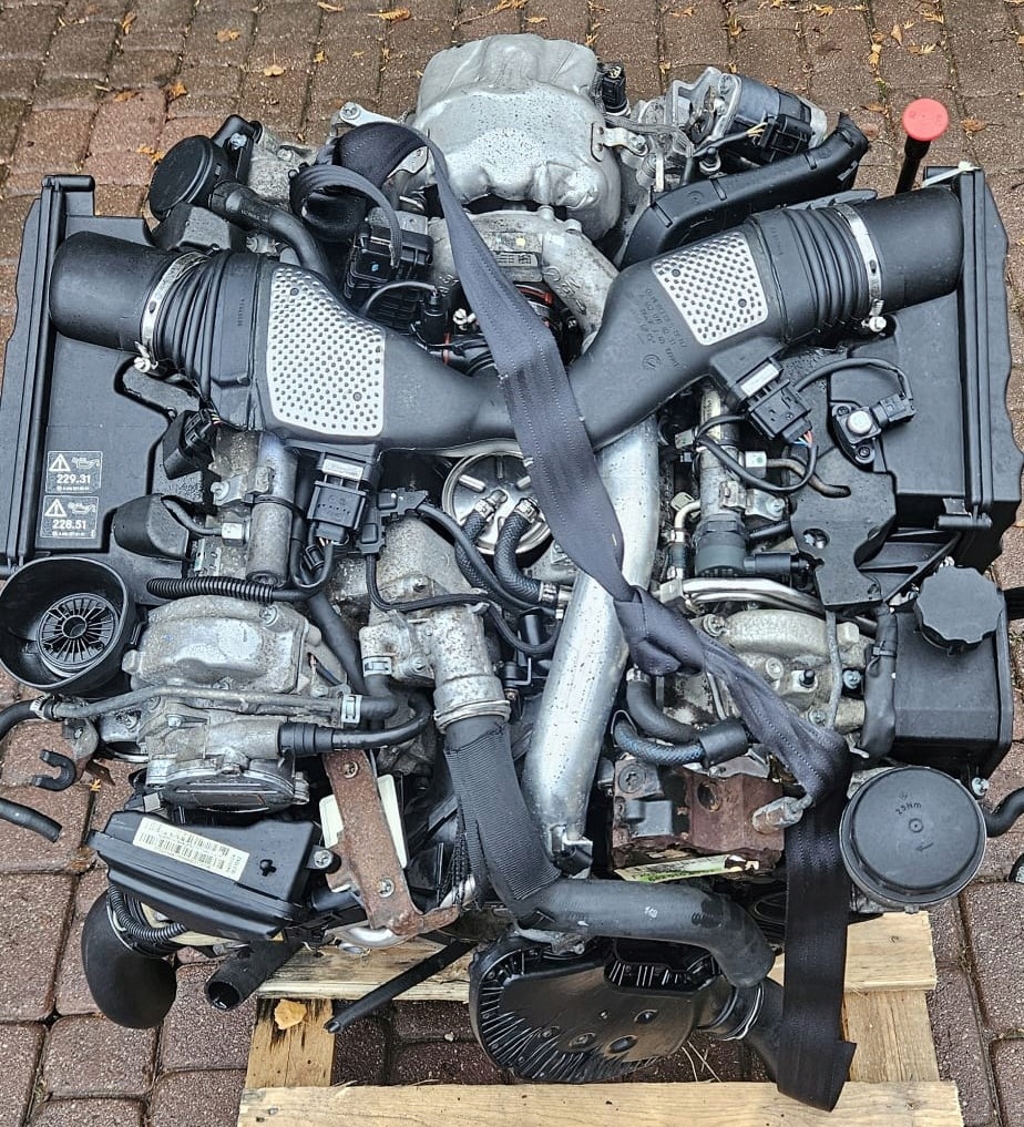MOTOR COMPLETO MERCEDES 642.910 foto 3