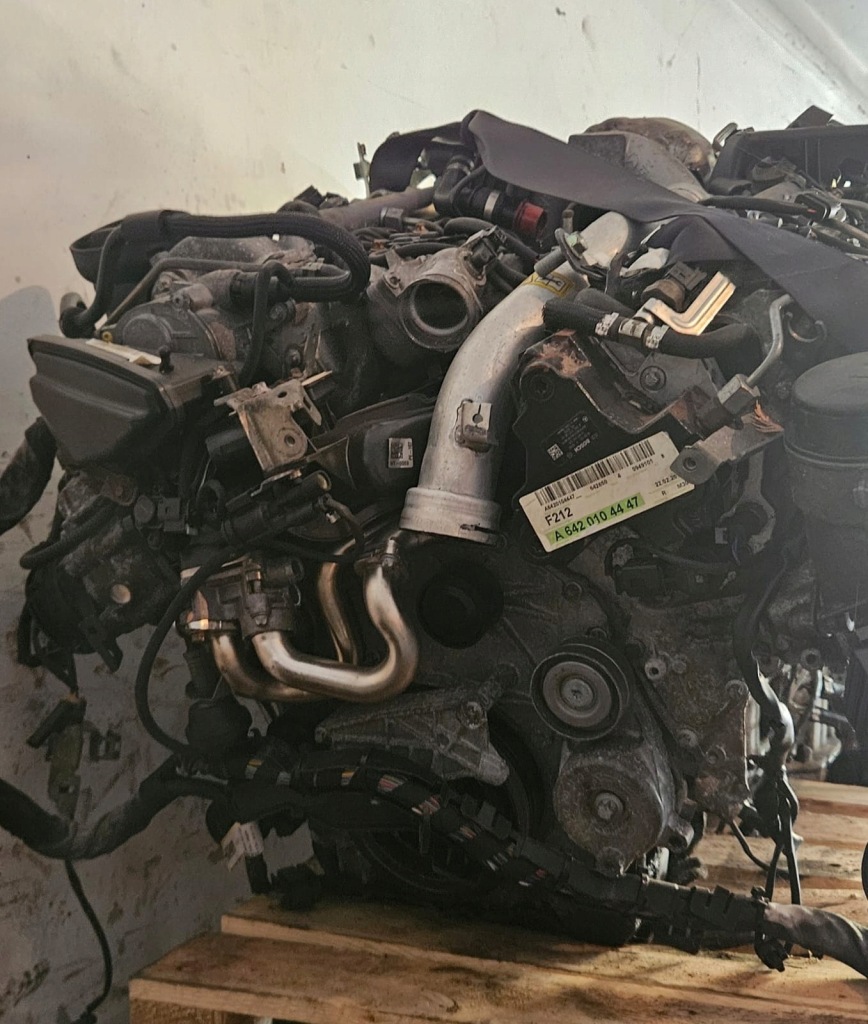 MOTOR COMPLETO MERCEDES 642.850 foto 2