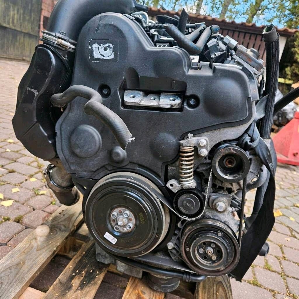 MOTOR COMPLETO VOLVO D4204T6 foto 3