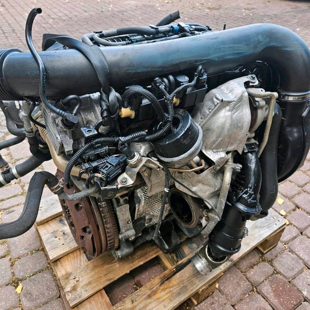 MOTOR COMPLETO VOLVO D4204T6 foto 4
