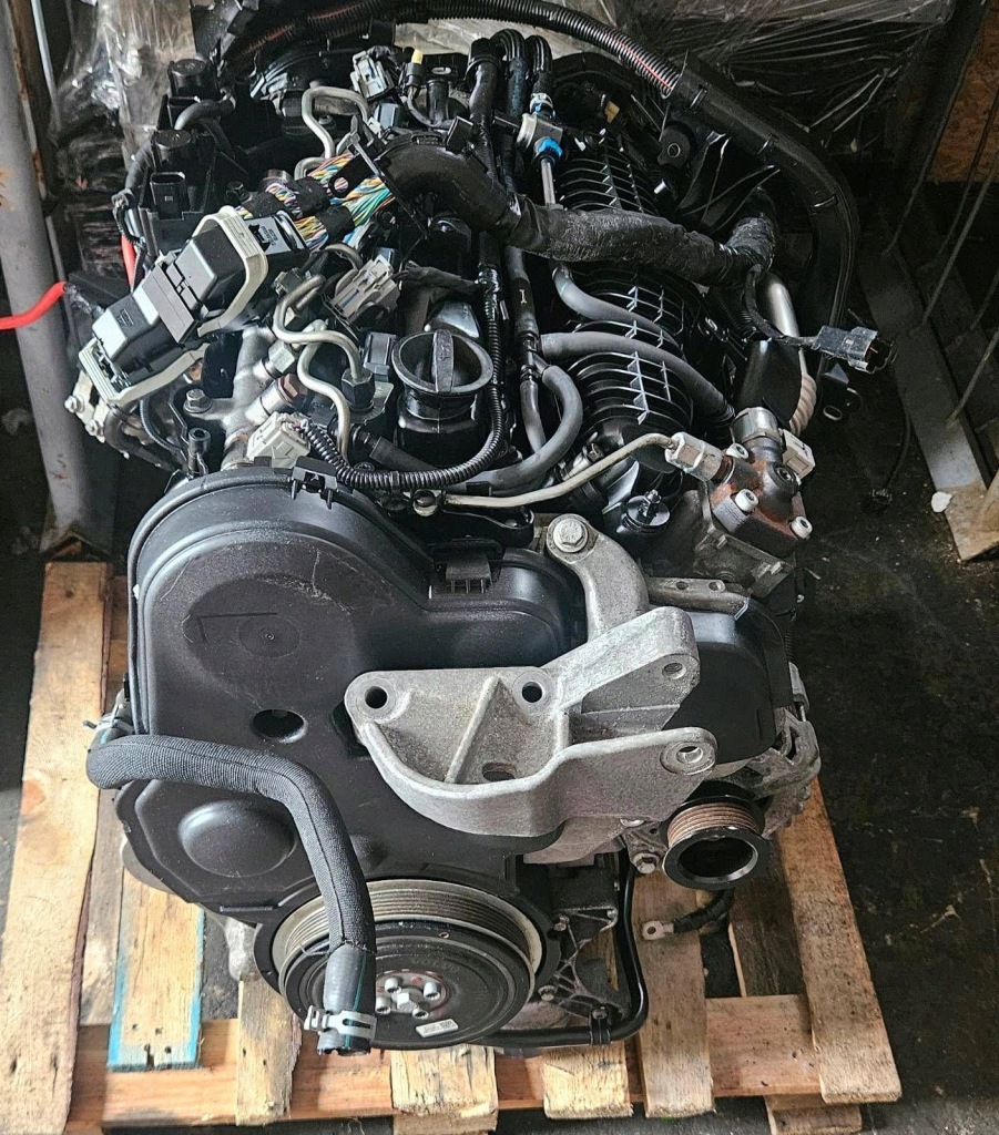 MOTOR COMPLETO VOLVO D4204T11 foto 2