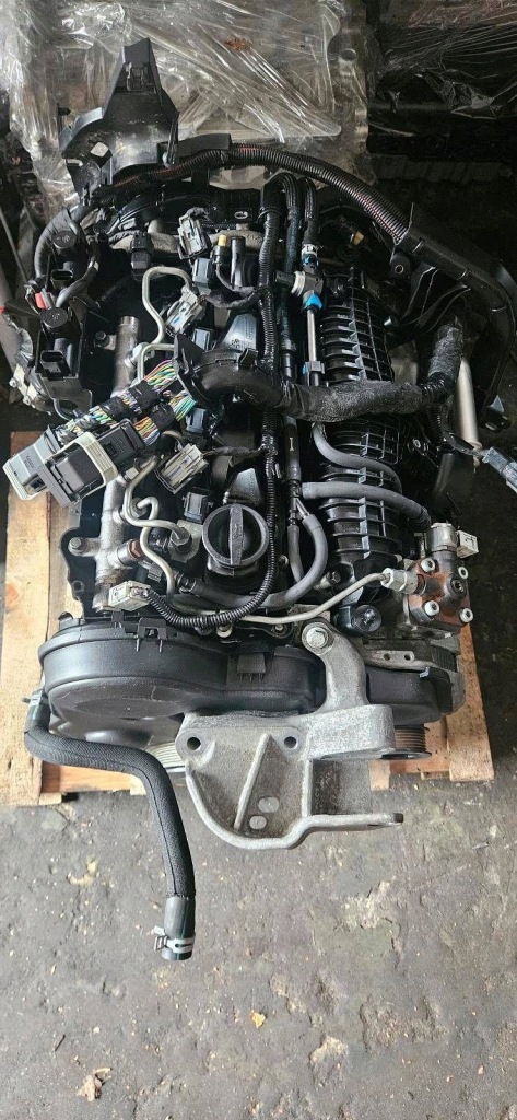 MOTOR COMPLETO VOLVO D4204T11 foto 3