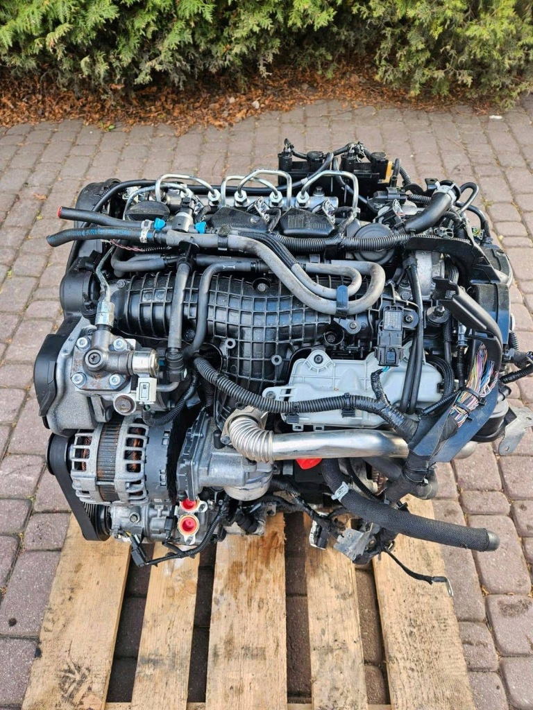 MOTOR COMPLETO VOLVO D4204T23 foto 2