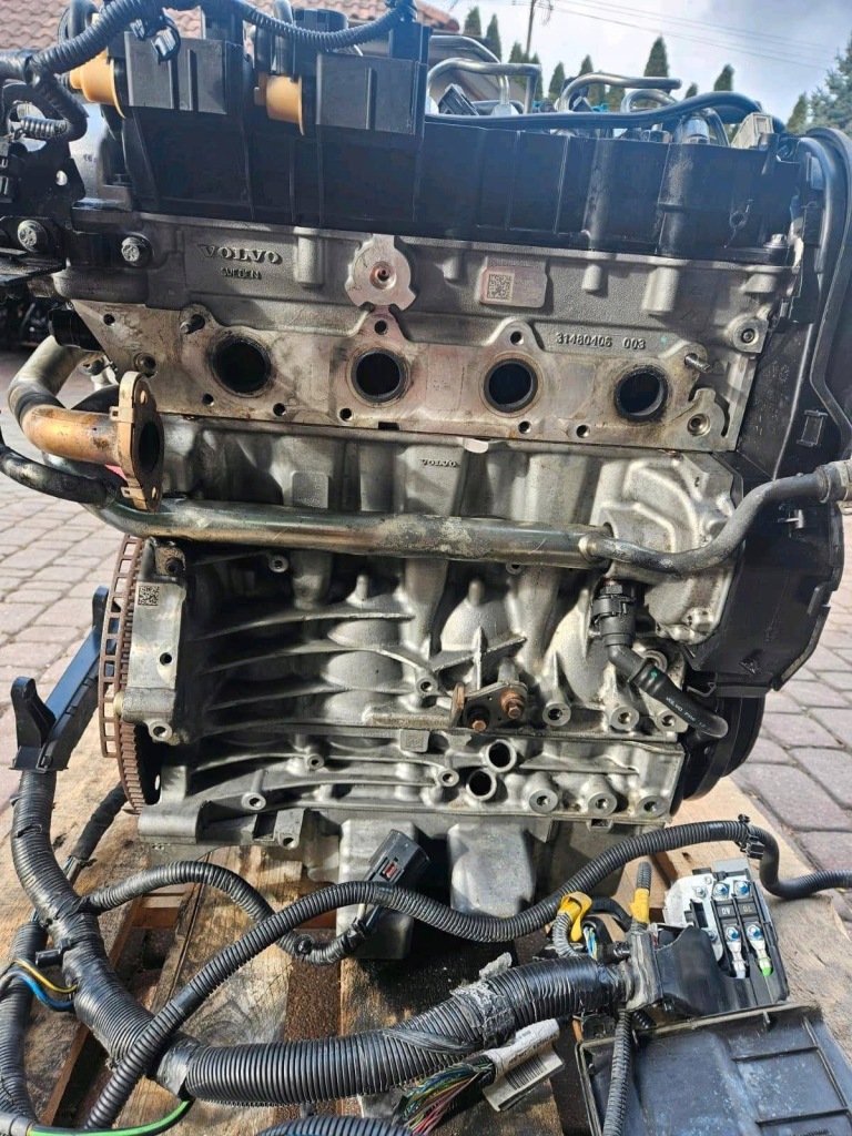 MOTOR COMPLETO VOLVO D4204T23 foto 4