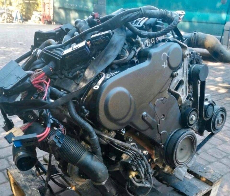 MOTOR COMPLETO AUDI 2.0 TDI CGL foto 2