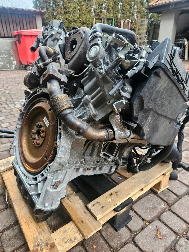 MOTOR COMPLETO MERCEDES 642.826 foto 4
