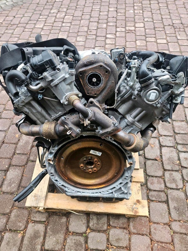 MOTOR COMPLETO MERCEDES 642.826 foto 6