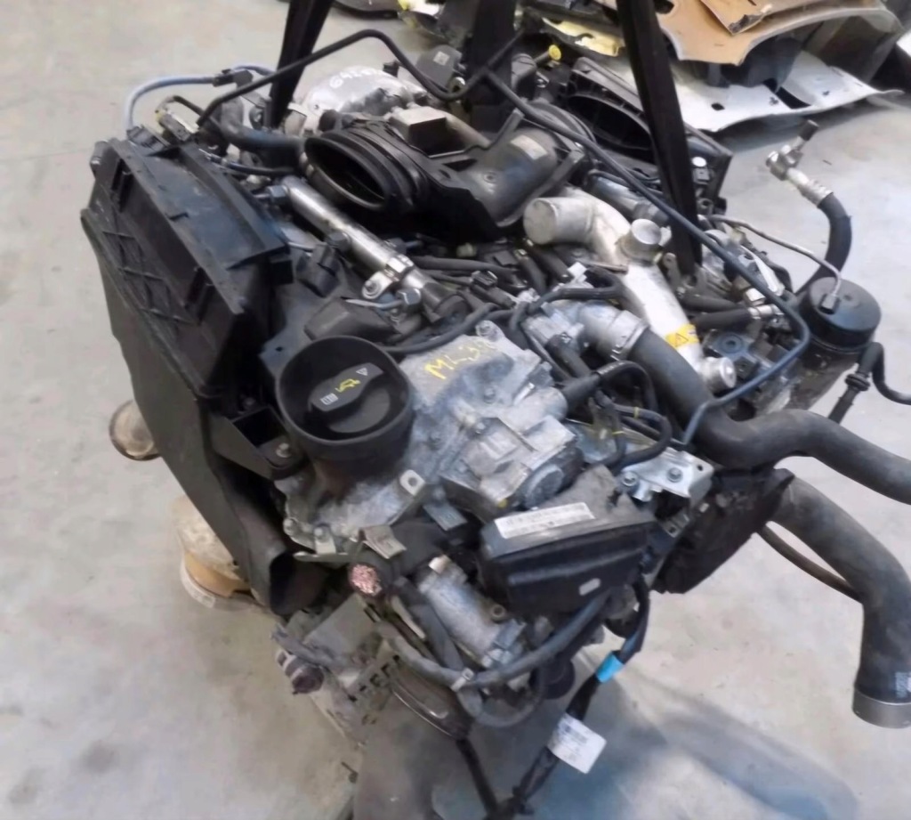 MOTOR COMPLETO MERCEDES 642.826 foto 2