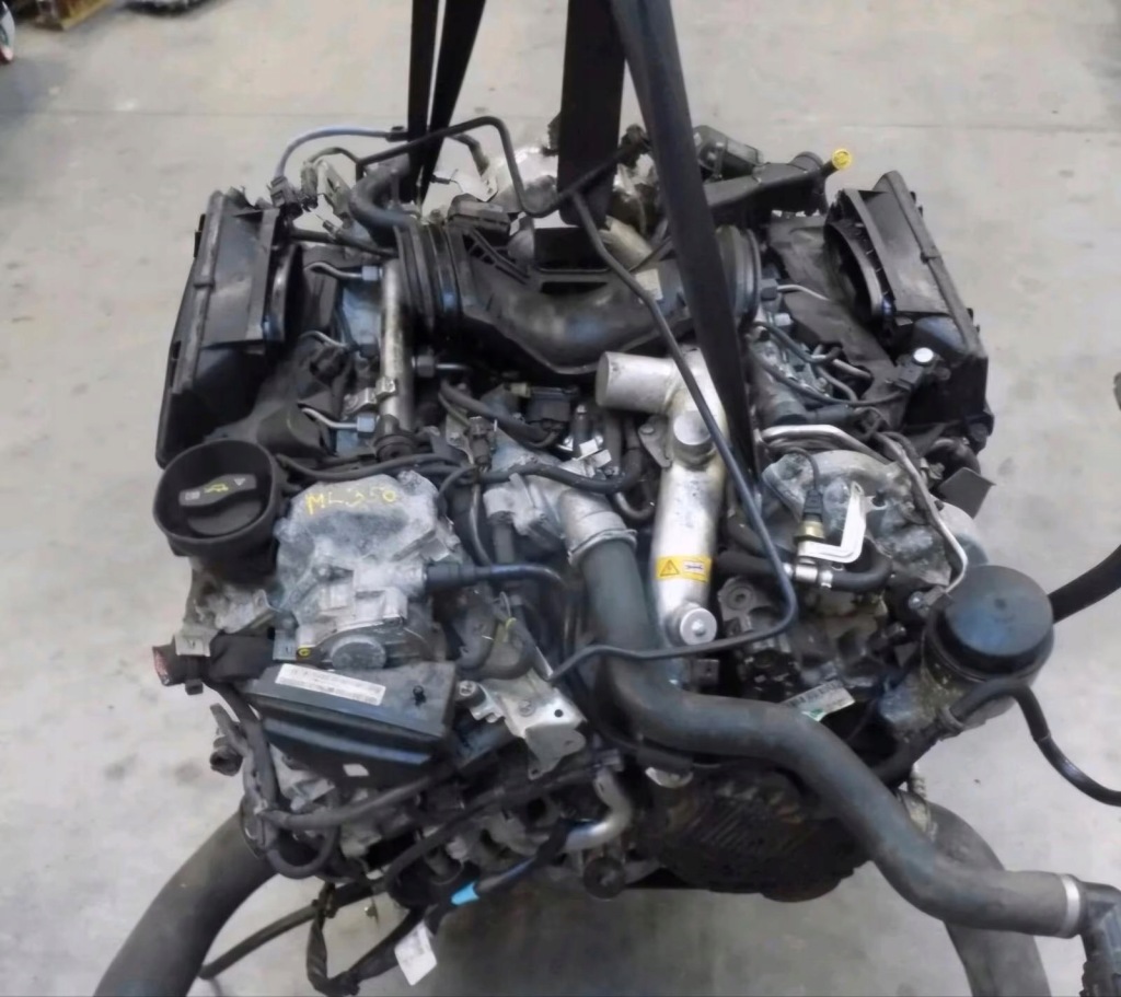 MOTOR COMPLETO MERCEDES 642.826 foto 3