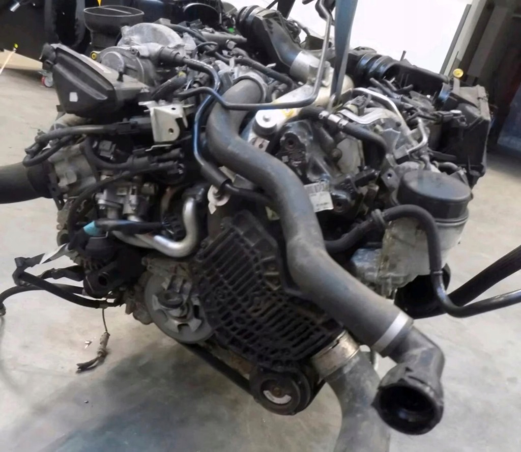 MOTOR COMPLETO MERCEDES 642.826 foto 5