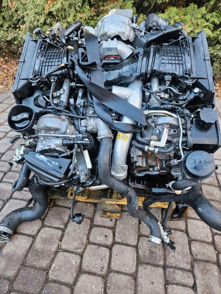 MOTOR COMPLETO MERCEDES 642.826 foto 3