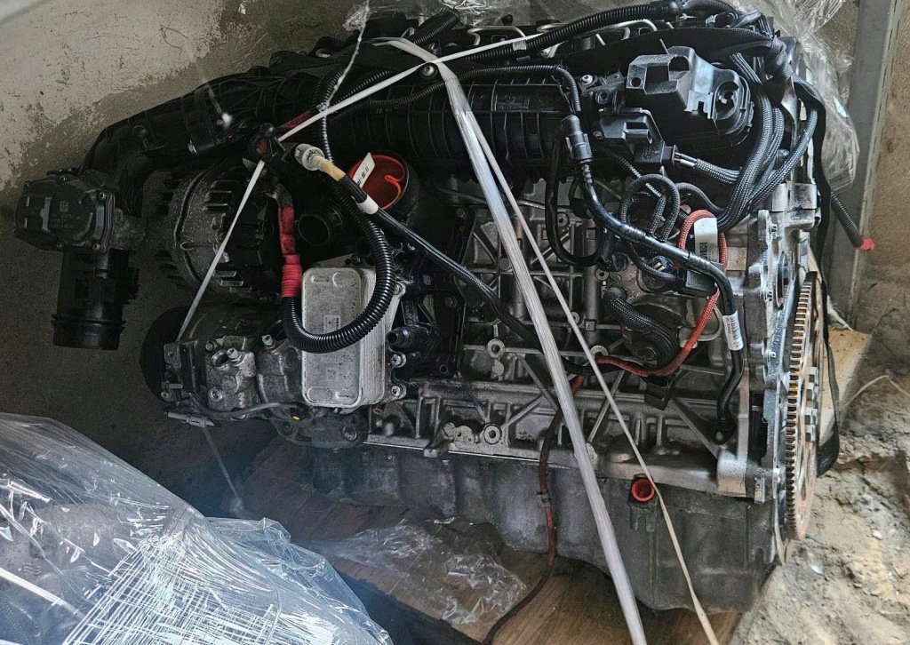 MOTOR COMPLETO BMW N63B44A