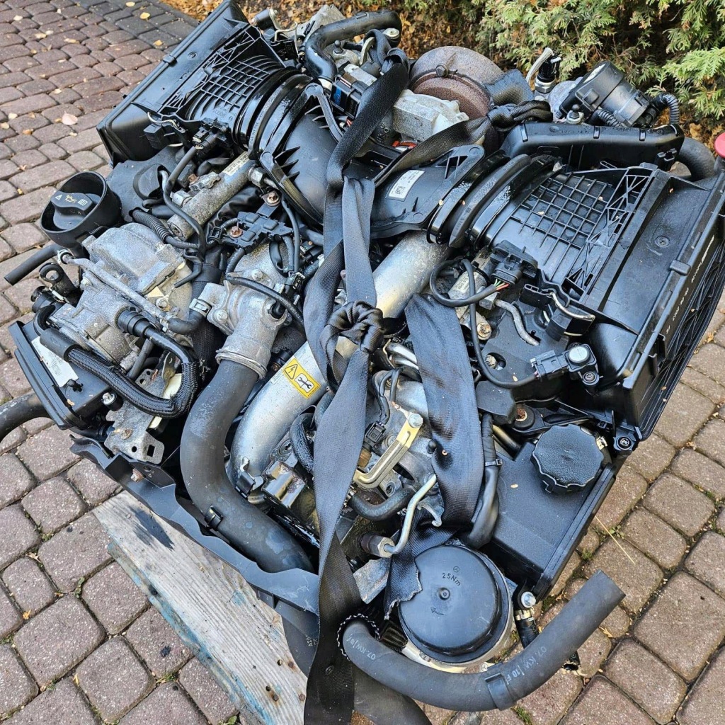 MOTOR COMPLETO MERCEDES 642830 foto 3