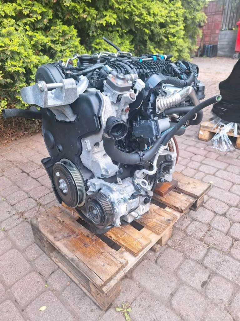 MOTOR COMPLETO VOLVO D4204T23 foto 4