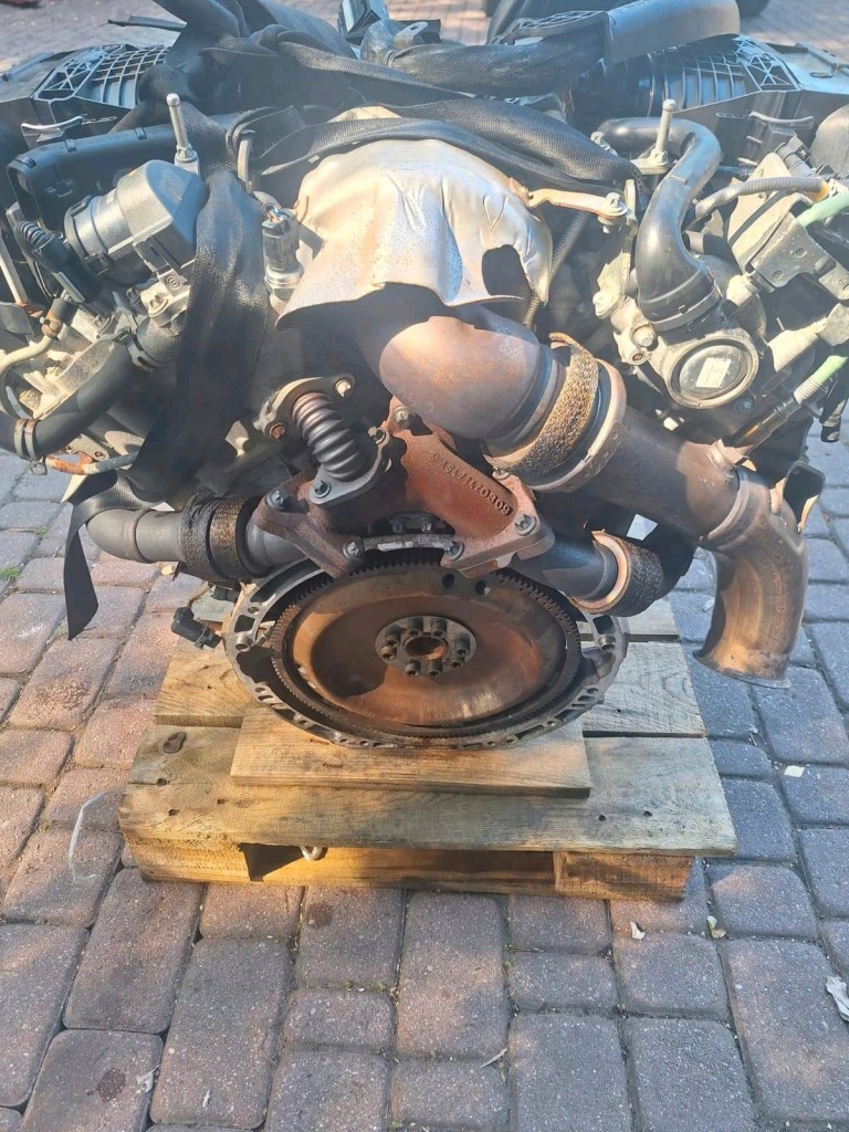 MOTOR COMPLETO MERCEDES 642820 foto 4
