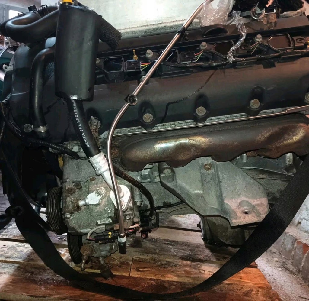 MOTOR COMPLETO RANGE ROVER SV8TS foto 3