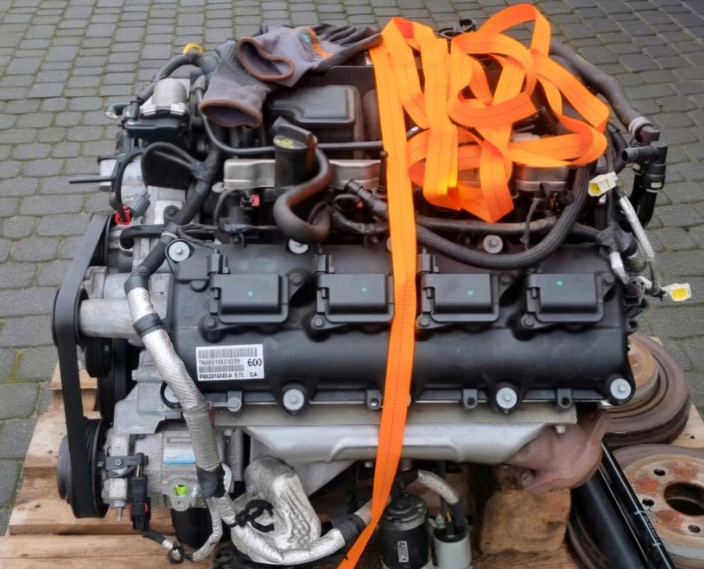 MOTOR COMPLETO DODGE 5.7 V8 TNXE EZH foto 6