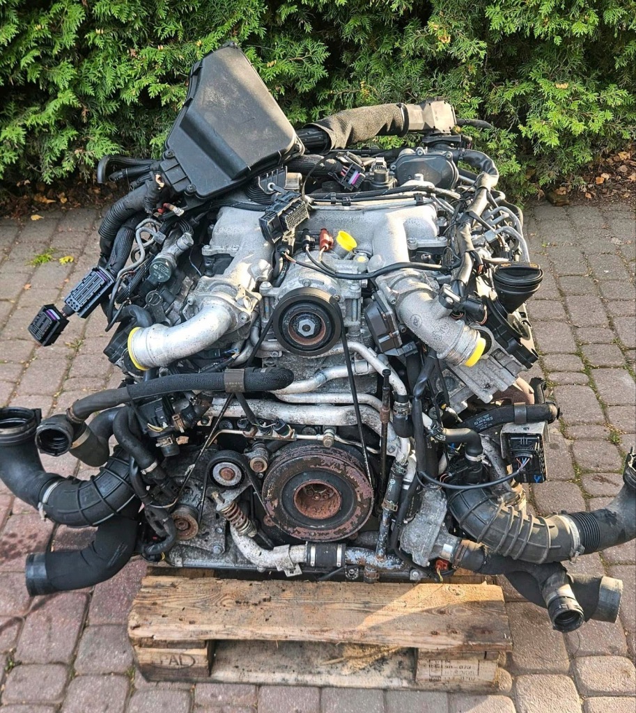 MOTOR COMPLETO AUDI 4.2 TDI CDSB foto 2