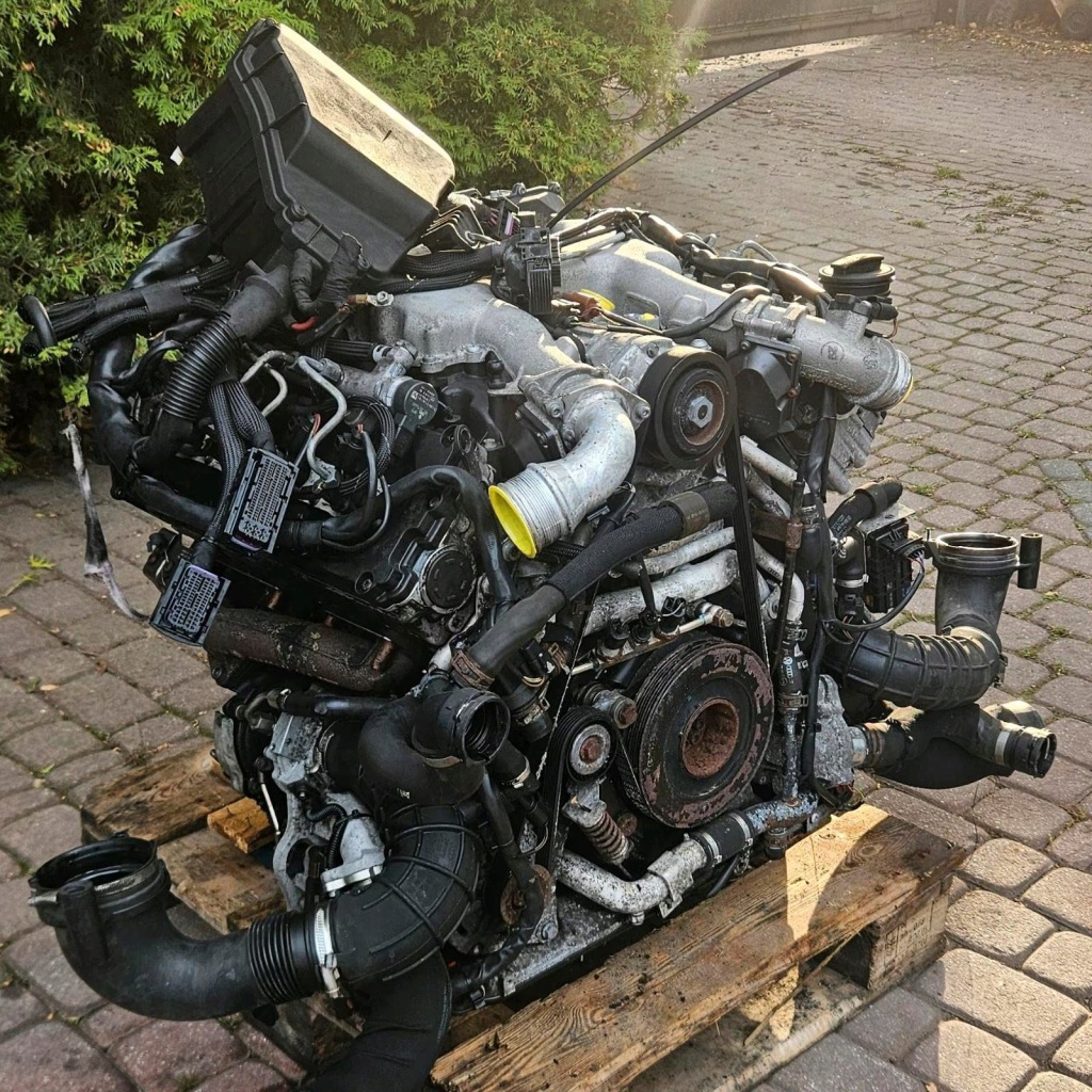 MOTOR COMPLETO AUDI 4.2 TDI CDSB foto 4