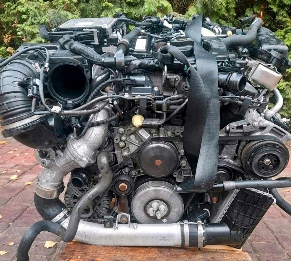 MOTOR COMPLETO MERCEDES 651.921