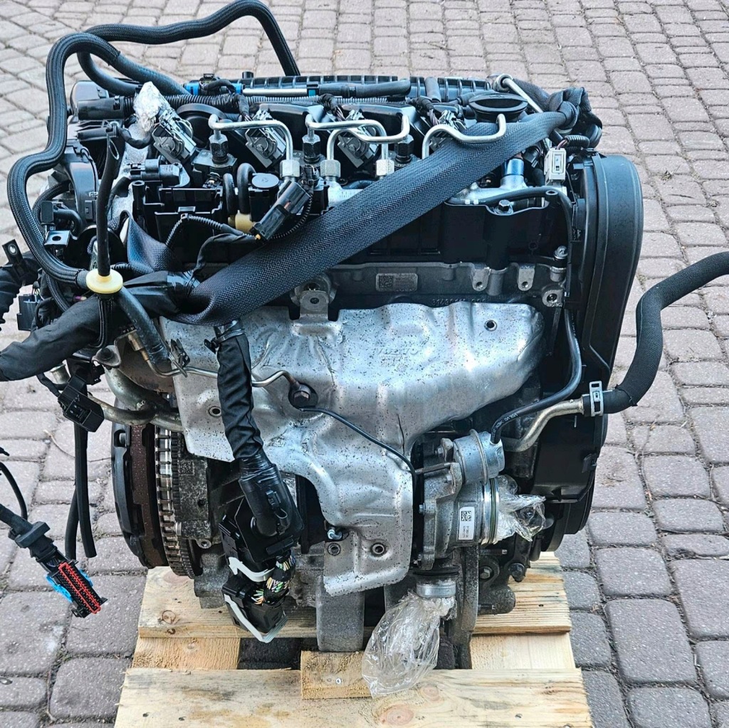 MOTOR COMPLETO VOLVO D4204T8 foto 4