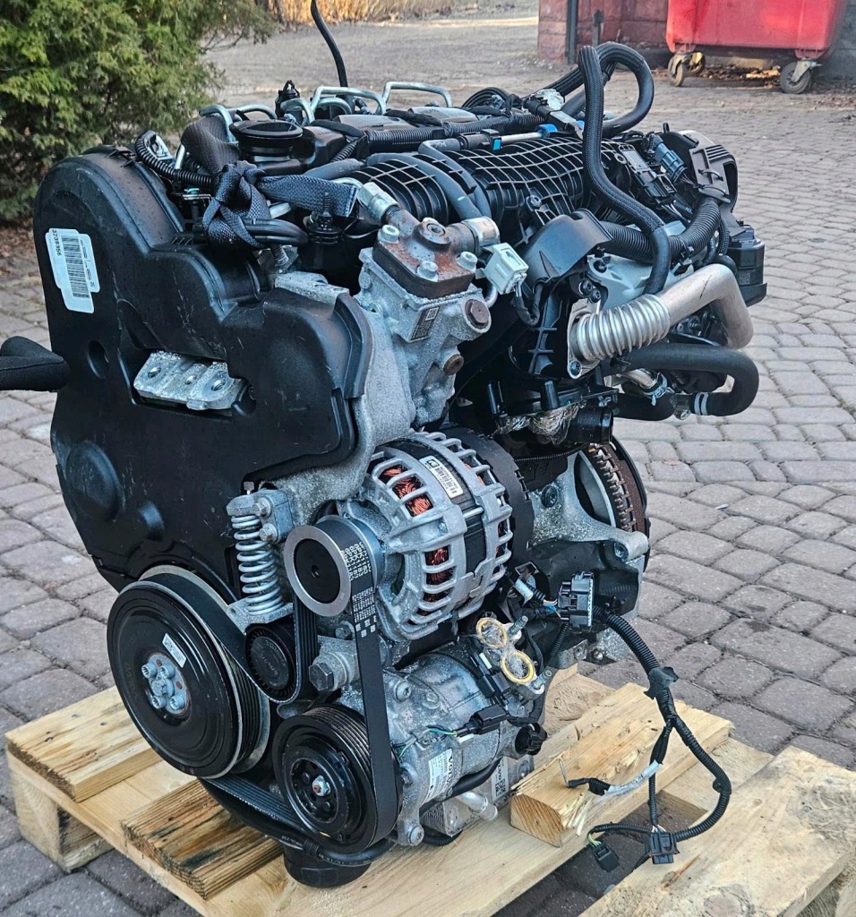 MOTOR COMPLETO VOLVO D4204T8 foto 5