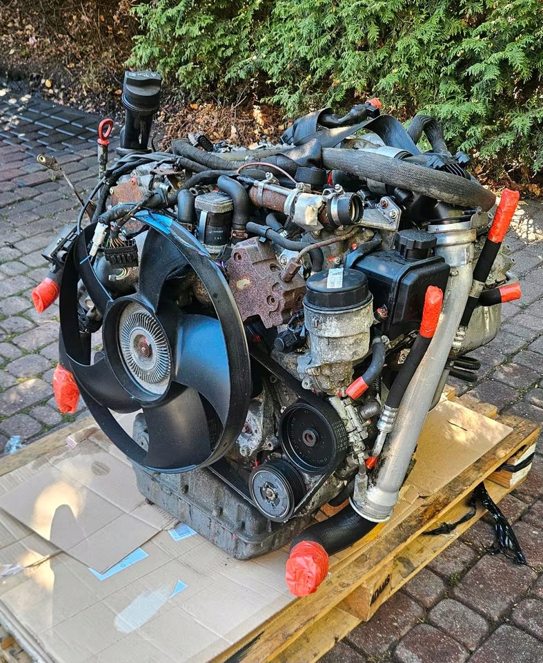 MOTOR COMPLETO MERCEDES VITO 3.0 CDI 642990 foto 3
