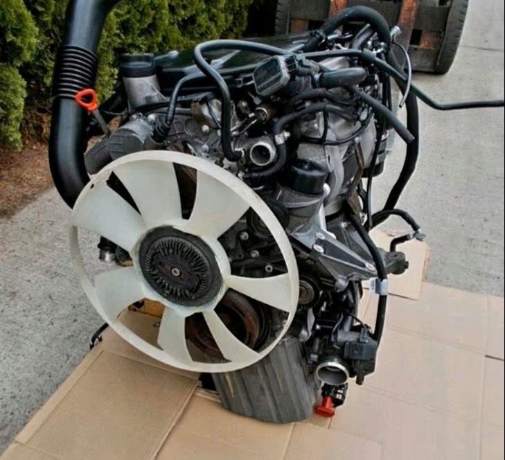 MOTOR COMPLETO MERCEDES 646.986 foto 2